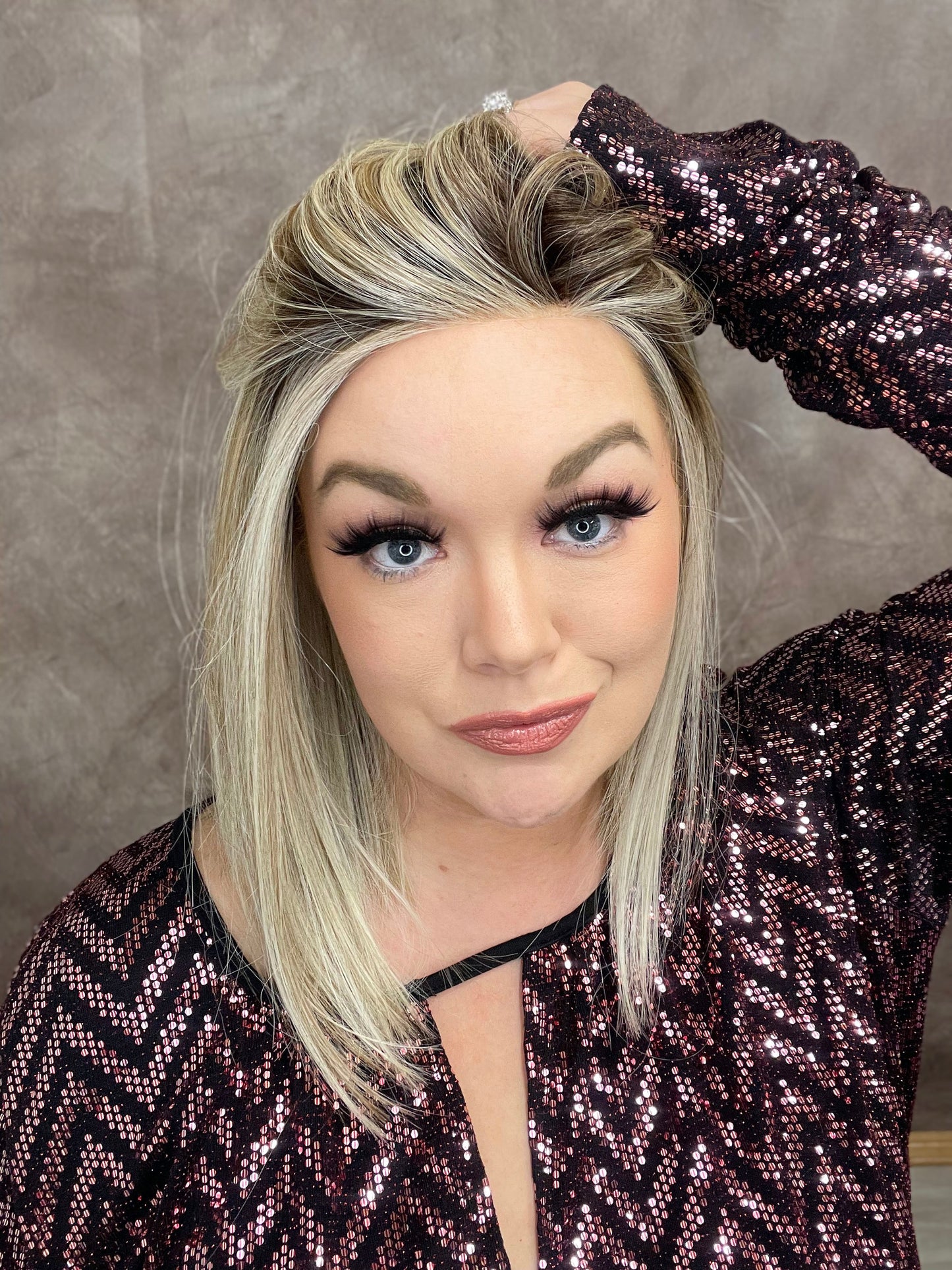 Heiress SMOKING HOT Blonde HS Standard Luxury Wig LW3-AC1