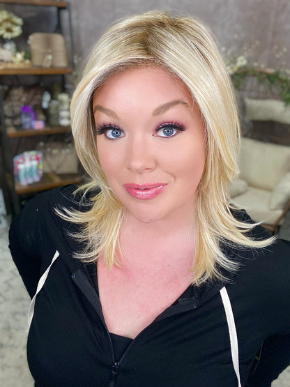 NICOLA CALIFORNIA BLONDE HS Luxury Wig *Sample A NOT RETURNABLE*