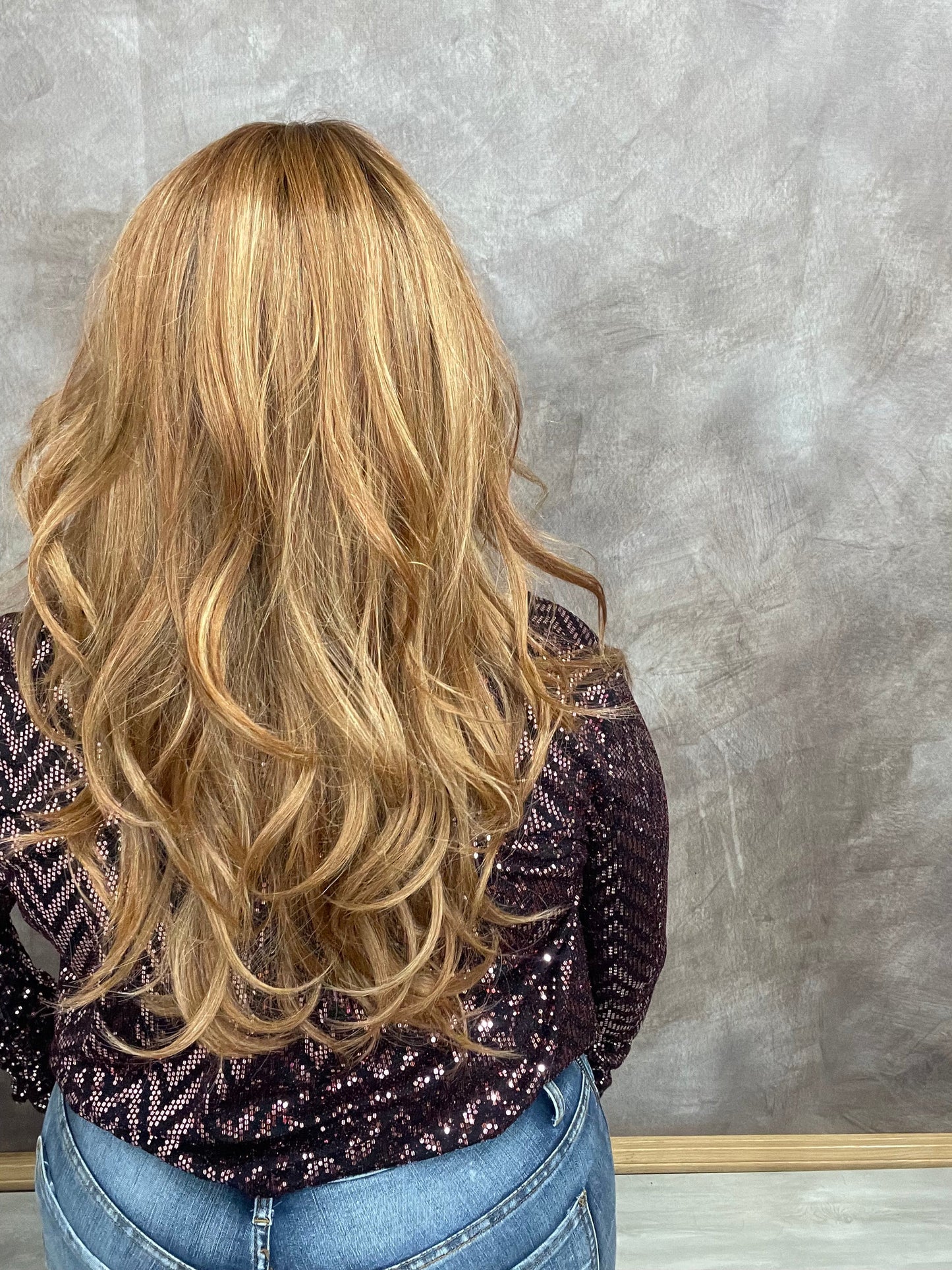 Finley Strawberry Kiss 28" HS Std luxury Wig WFEW LW3-AC1