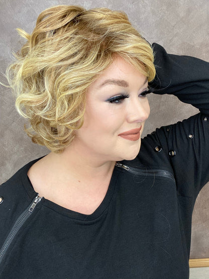 Velma Summer Blonde  HS PREMIUM LUXURY WIG *Sample A NOT RETURNABLE* LW3