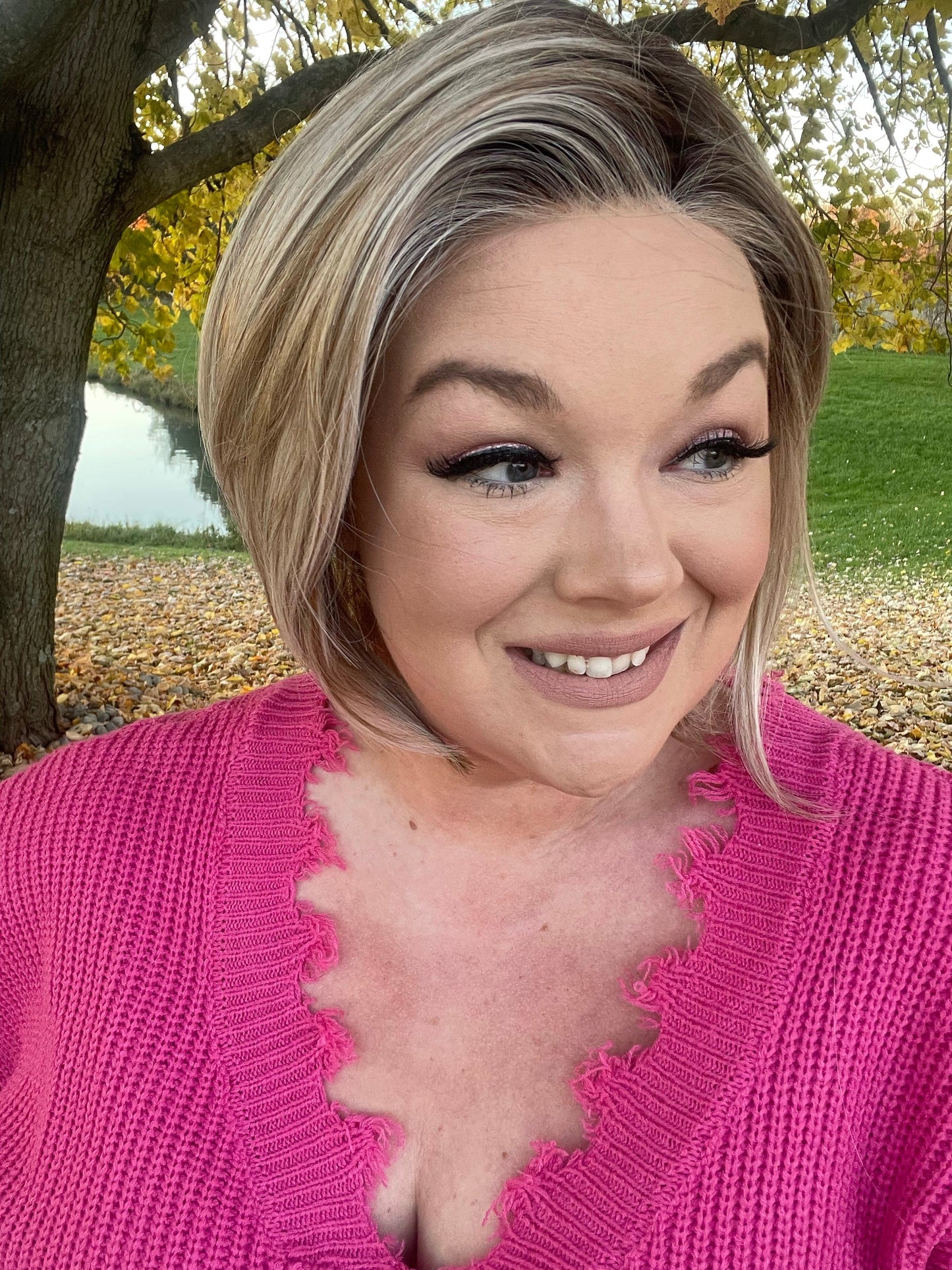 Veronica NR Smoking Hot Blonde HS Standard Luxury Wig LW3-AC1