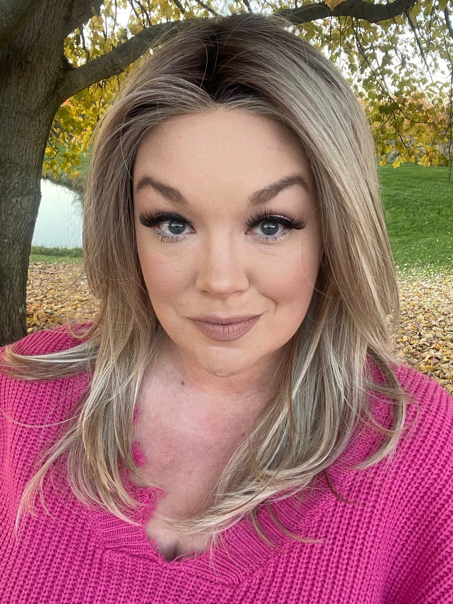 MARIAH SMOKING HOT BLONDE HS STANDARD LUXURY WIG LW3-AC1 	.