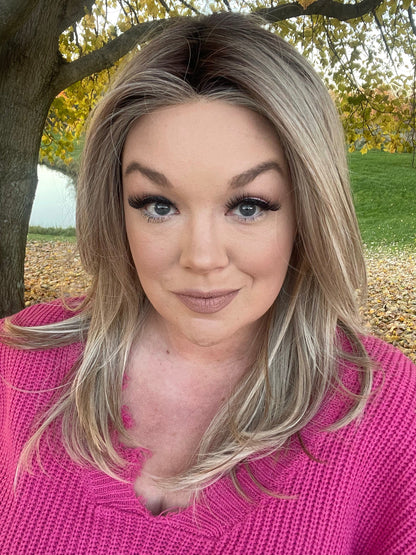 MARIAH SMOKING HOT BLONDE HS STANDARD LUXURY WIG LW3-AC1 	.