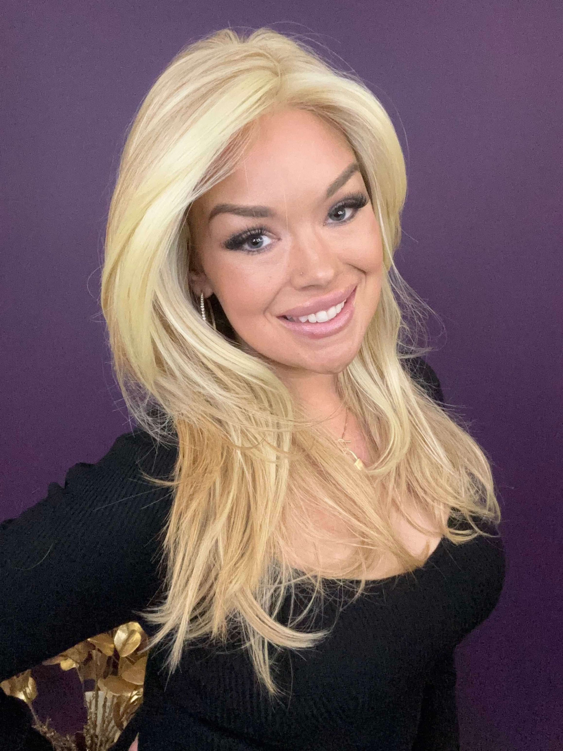 Ashlyn – Luxury Wig by Chic Lifestyle Shown in Endless Sunlight.