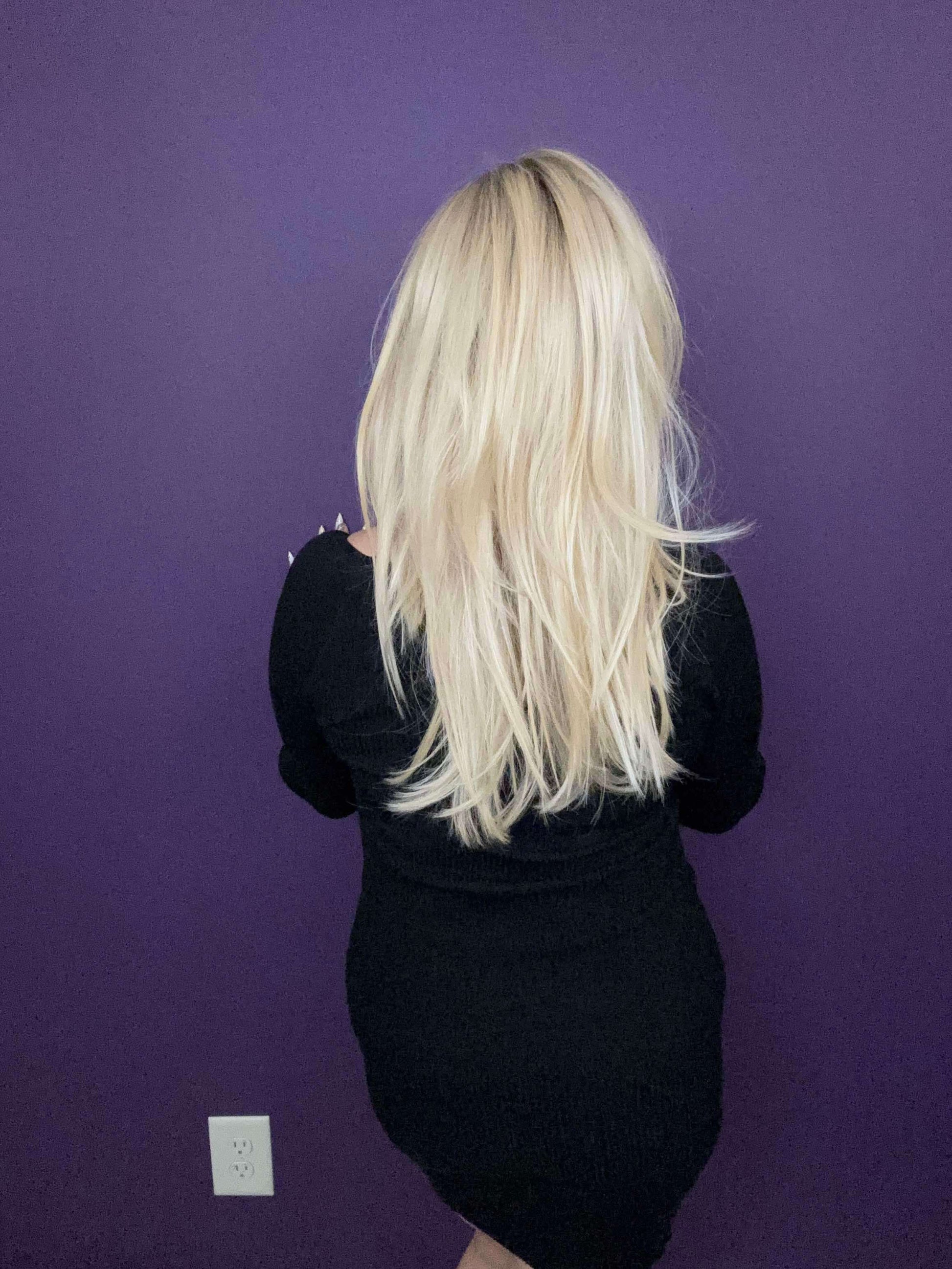 Ashlyn – Luxury Wig by Chic Lifestyle Shown in California Blonde.